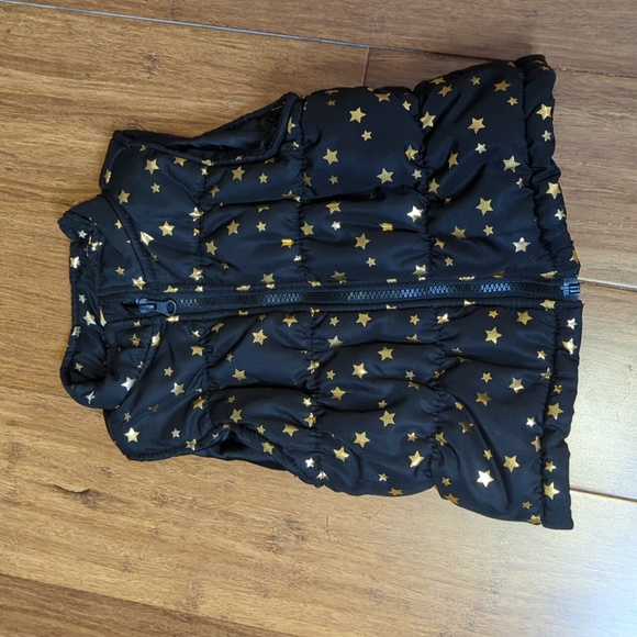 Healthtex Black with Shiny Gold Star Puffer Vest - Picture 4 of 10